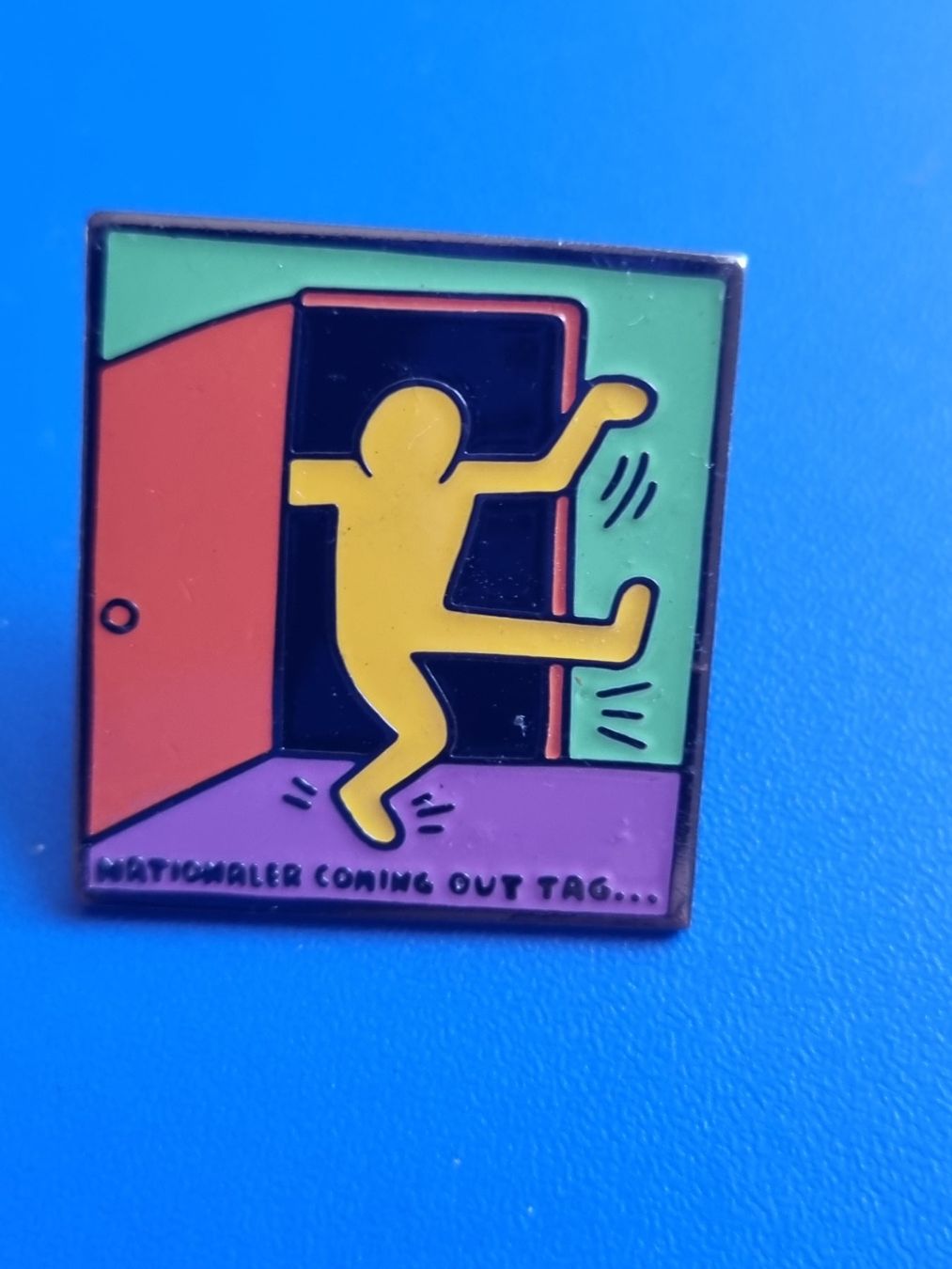 Plaketten & Abzeichen: Nach keith Haring pin – Gebraucht aus Schaffhausen von Leveron13 1