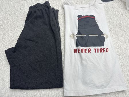 Pyjama, taille 8 ans,