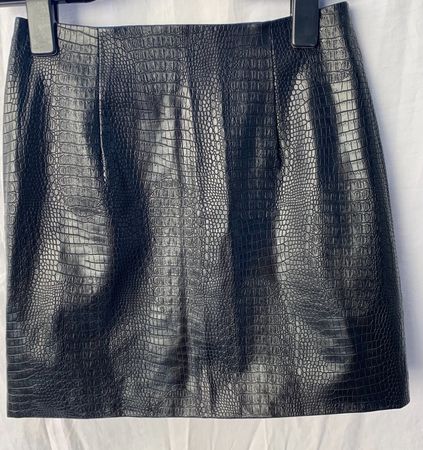 Superbe jupe trapèze GLAMOROUS simili croco 45%coton t.36
