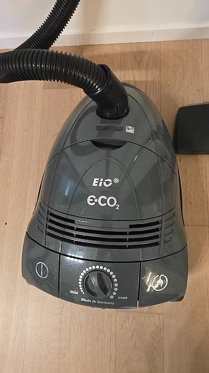 Aspirapolveri & Accessori: Eio Eco2 Staubsauger  – Usato da Winterthur venduto da oli_nkr9