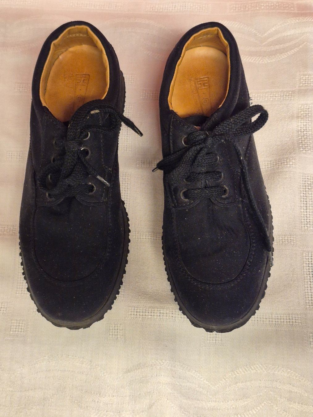 Hogan Damenschuhe: Schwarze Hogan Sneaker Gr. 36 – Gebraucht aus Zürich von Roberto040 1