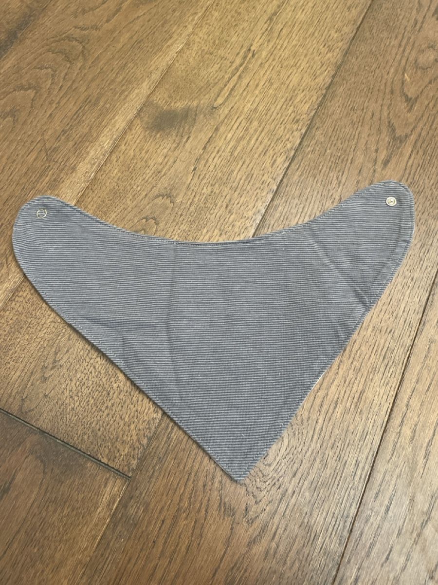 Baby-Mahlzeiten: Sabbertüchlein handmade – Gebraucht aus Kilchberg BL von steh.kh 1