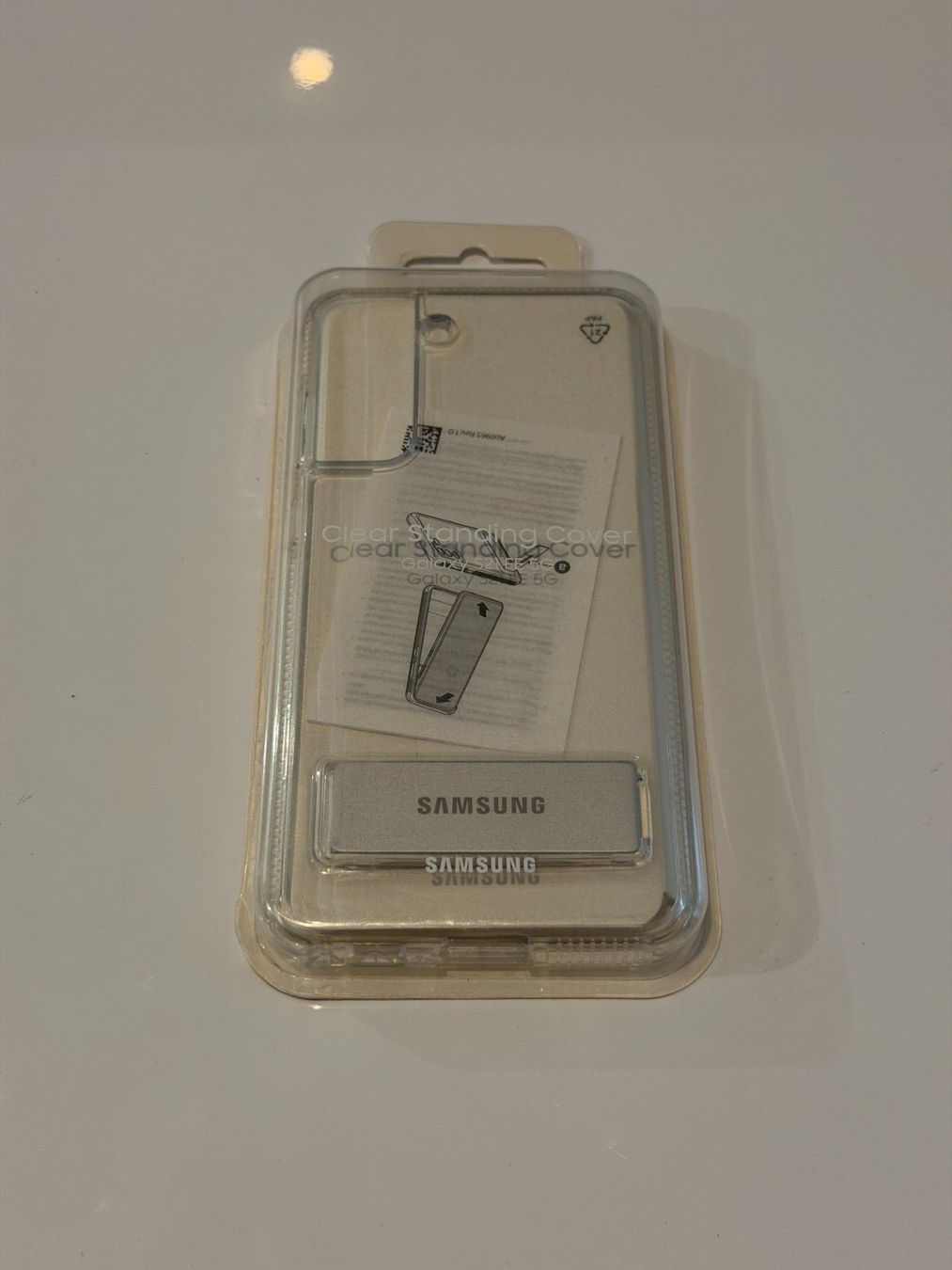 Samsung Cover & Protezioni schermo: Samsung Galaxy S21FE cover – Nuovo e nell'imballaggio originale da Yverdon-les-Bains venduto da AVRS.CH