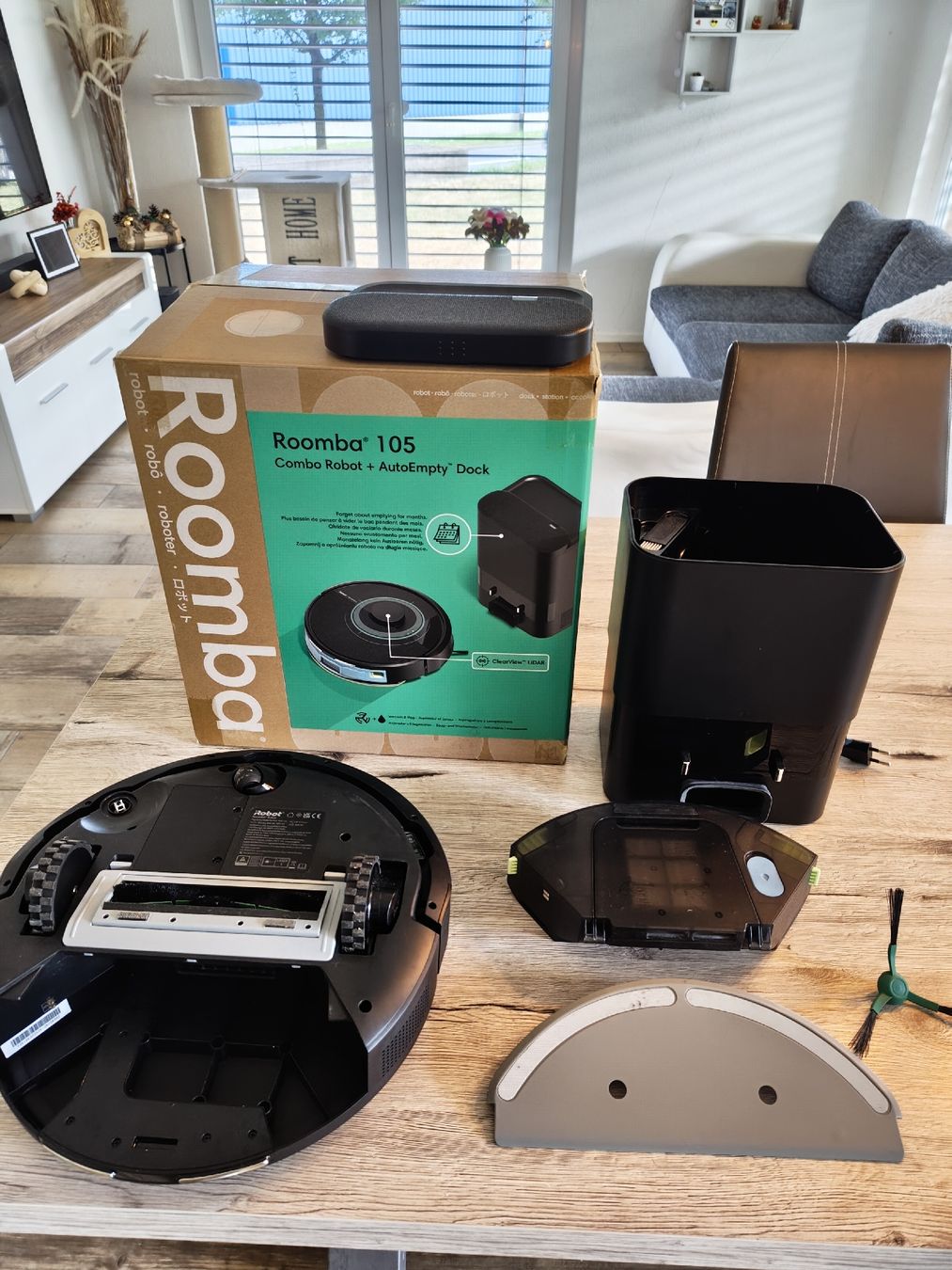 Irobot Staubsauger & Zubehör: Roomba 105 +AutoEmpty Dock – Gebraucht aus Bilten von kingofthekings57 1