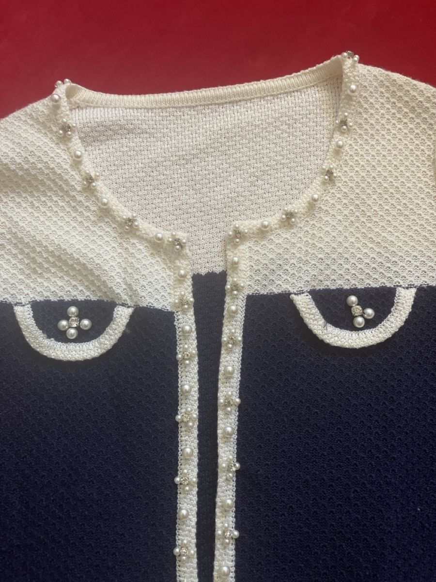 Giacche: Damen Strickjacke blau weiss Grösse M mit Perlen – Usato da Muralto venduto da jac_hkz5 3