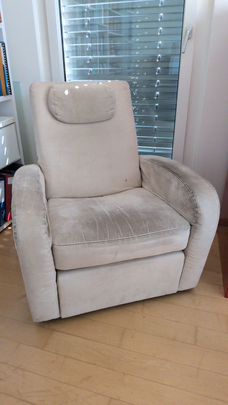 Fauteuils: Sessel beige Armchair Gratis – D'occasion à Küsnacht ZH par moggylover