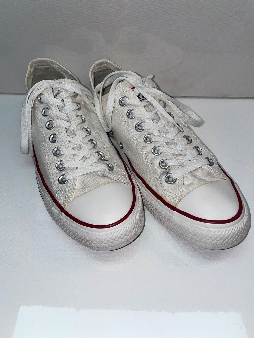Converse Chaussures hommes: Weisse Converse 'All Star' in Grösse 42.5 – D'occasion à Wolfhausen par Mawere