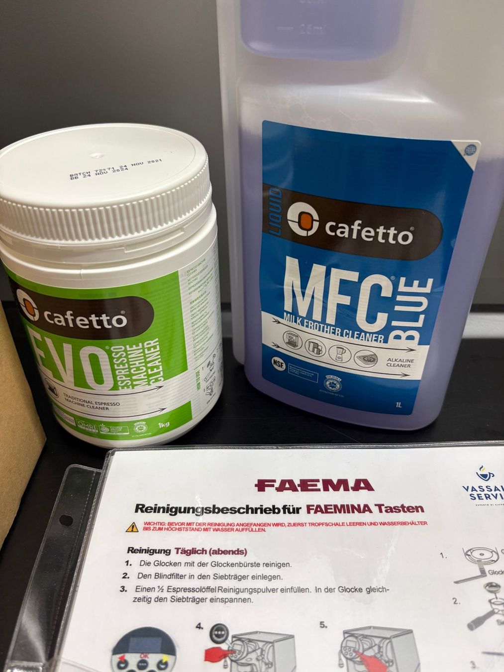 Faema Macchine per caffè & Macchine per espresso: Siebträger Kaffeemaschine Faemina grün – Nuovo (secondo la descrizione) da Zürich venduto da Autocity 6