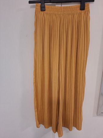 ZARA HOSE/ROCK - XS