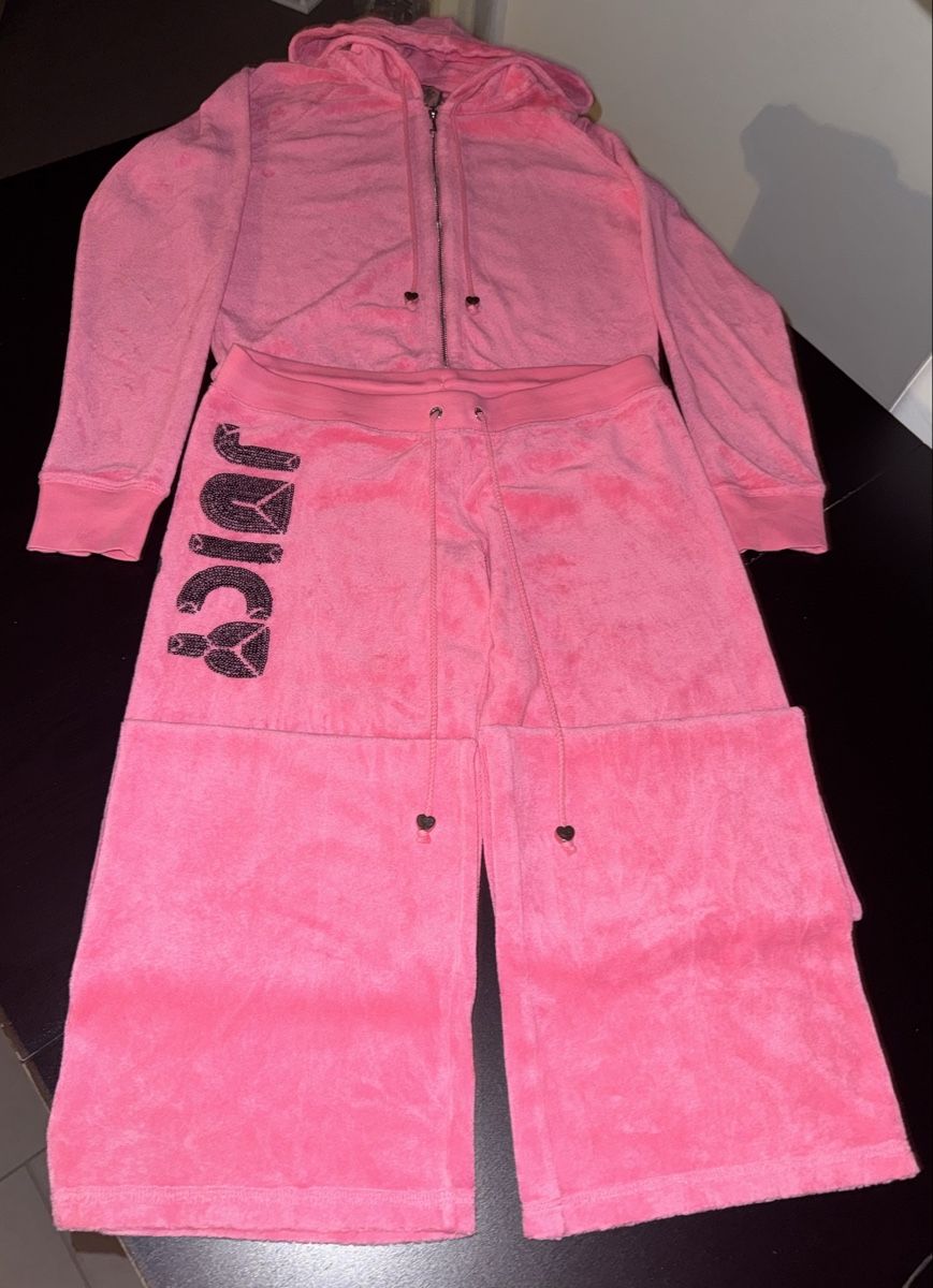 Juicy Couture Anzüge & Kostüme: Juicy Couture Traineranzug pink Gr. S/M – Neu (gemäss Beschreibung) aus Zürich von Jen10