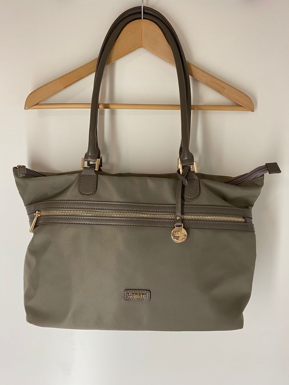 L.Credi Borse da donna: L.CREDI Handtasche – Usato da Frauenfeld venduto da LIL_NA