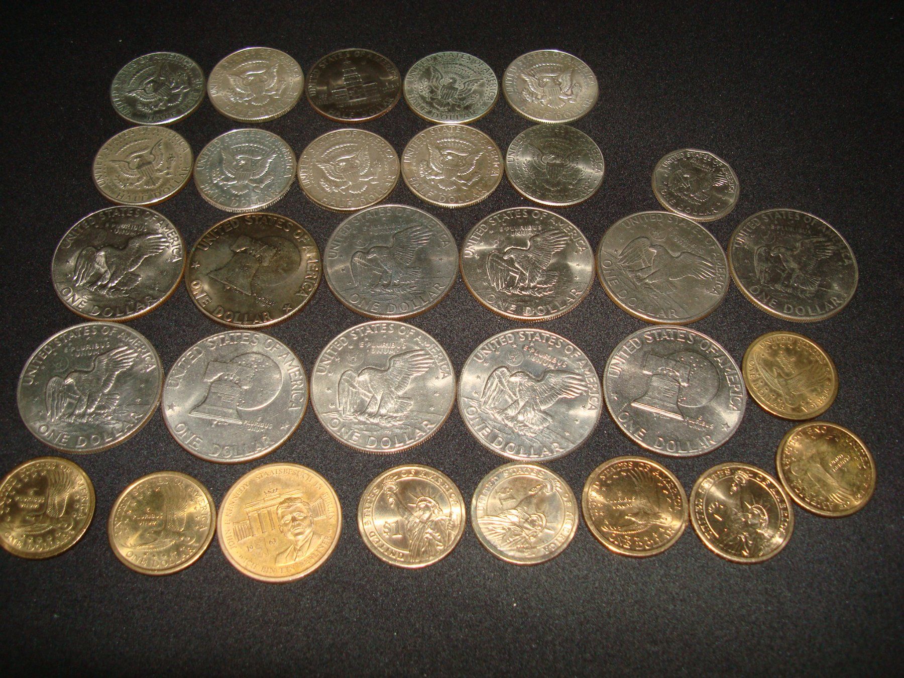 Tutti le monete: 20 1 DOLLAR + 10 1/2 DOLLAR SANDWICH – Usato da Scherz venduto da 5246 3