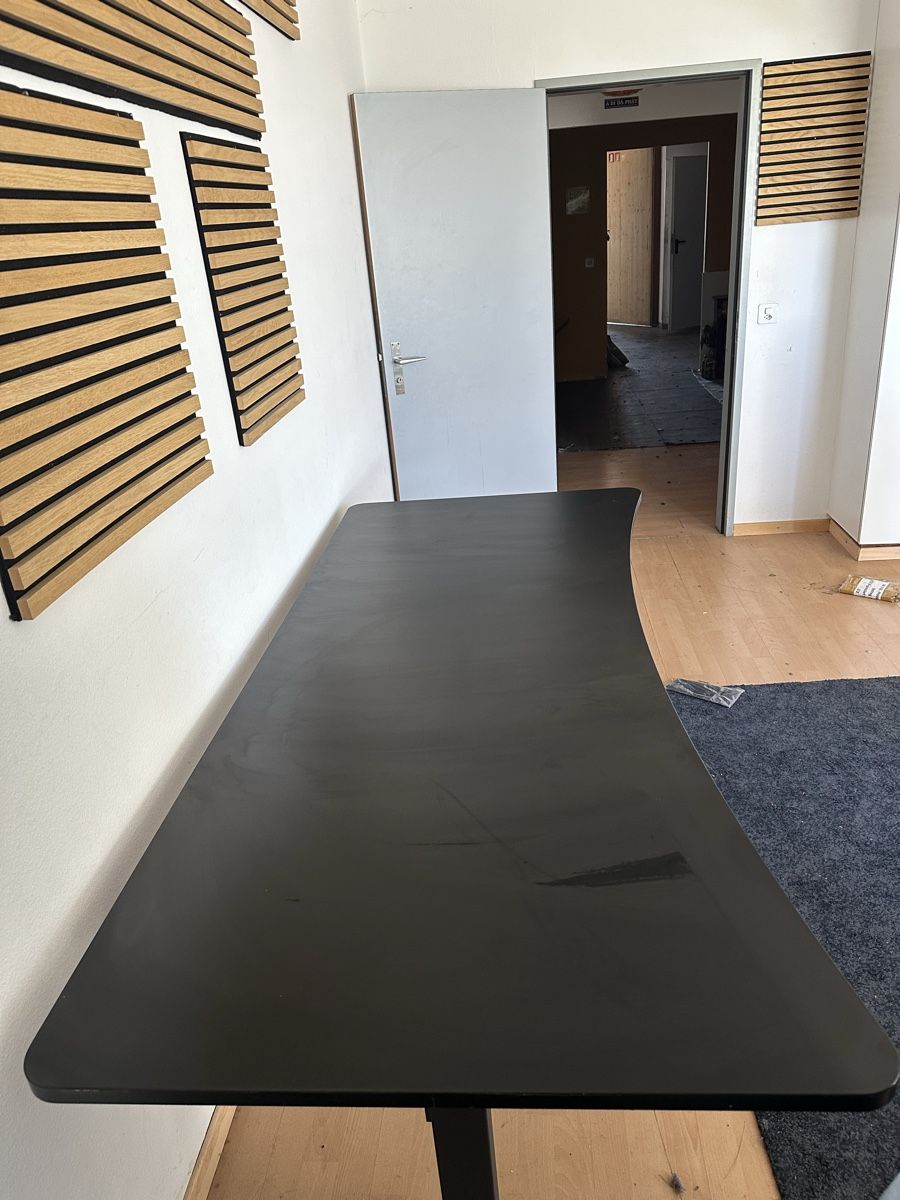 Gonser Scrivanie: Stehtisch 200cm – Usato da Regensdorf venduto da urDetox 5
