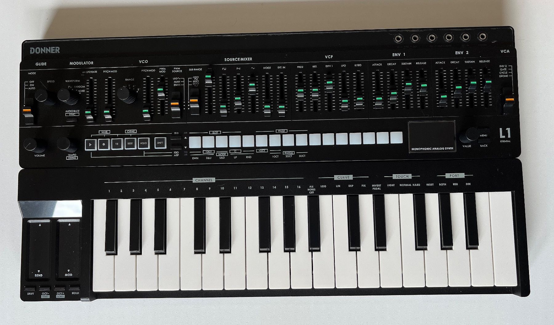 Instruments de musique: Donner L1 + KB32M - SH101 Clone Synth – Neuf (Voir description) à Basel par CBassReflex