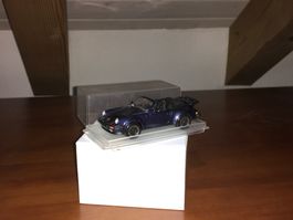 Porsche 911 (Typ 930) Turbo Cabriolet 1/43 no Minichamps