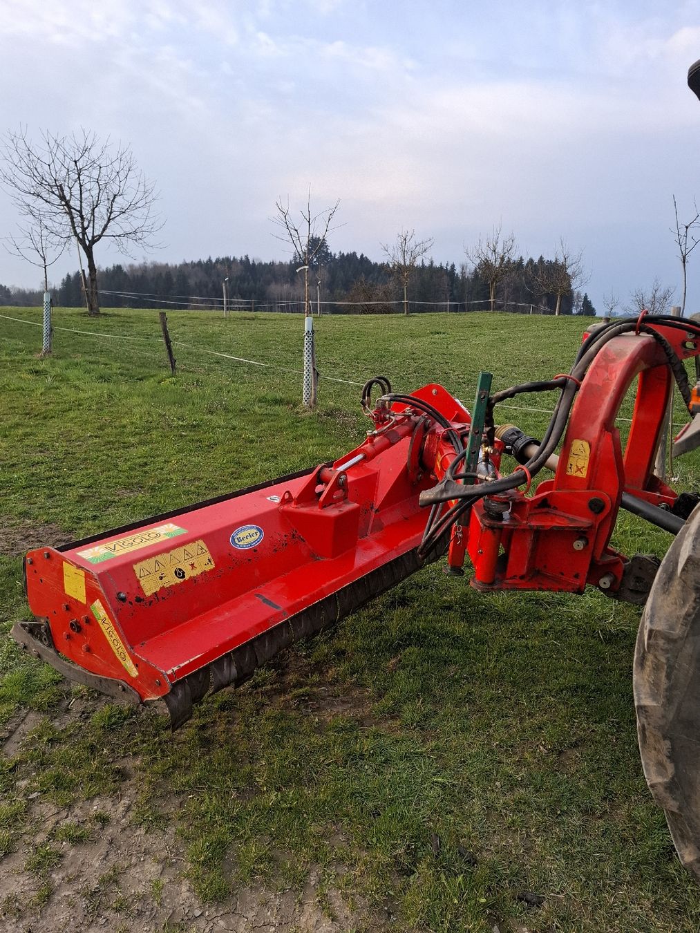 Toutes les machines: Böschungsmäher Vigolo – D'occasion à Niederwil par jan_m7db