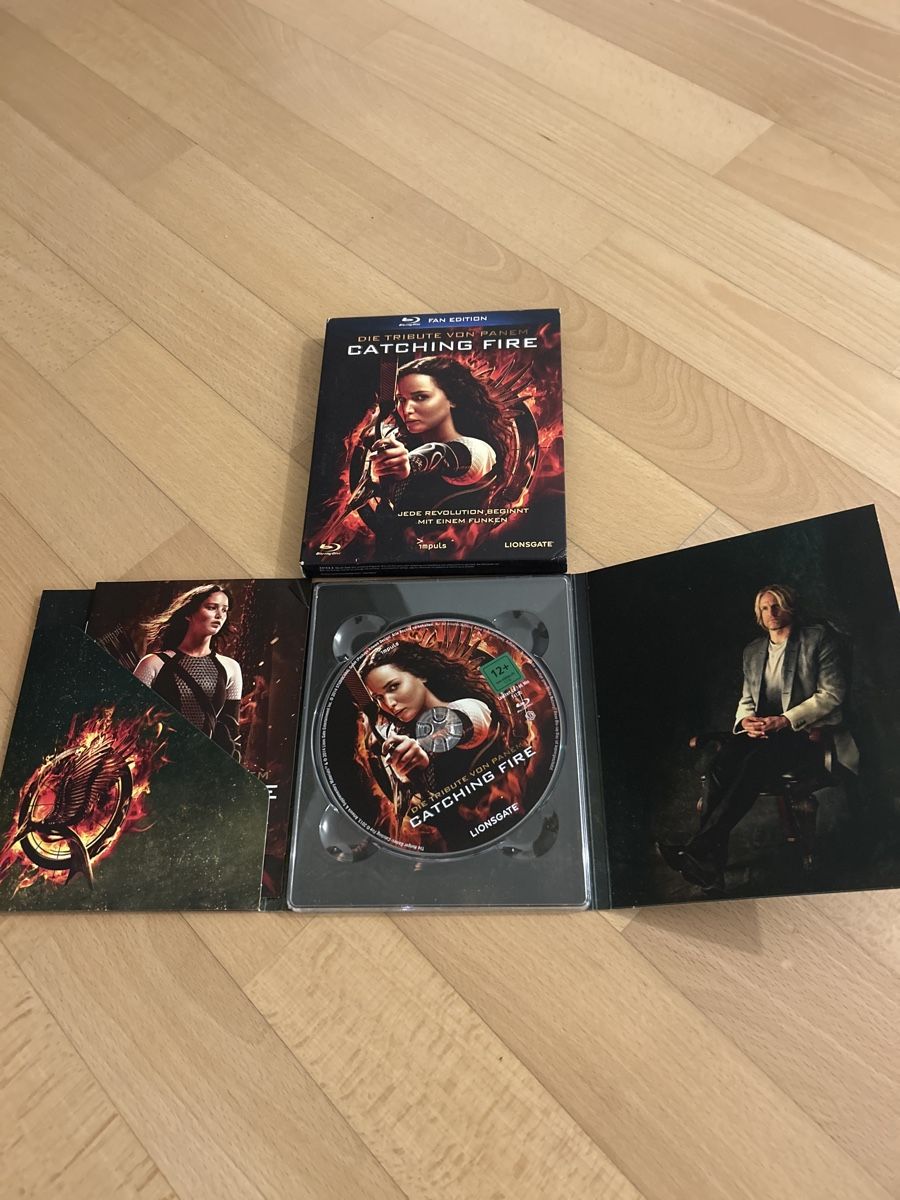 Tutti i DVDs: Die Tribute von Panem - Catching Fire & Mockingjay – Usato da Vaduz venduto da Snooki6 1