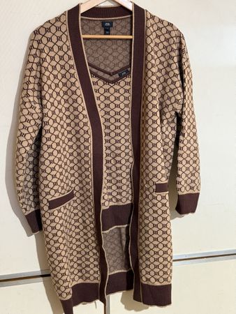 Stylish River Island Knitwear Set (Size L)