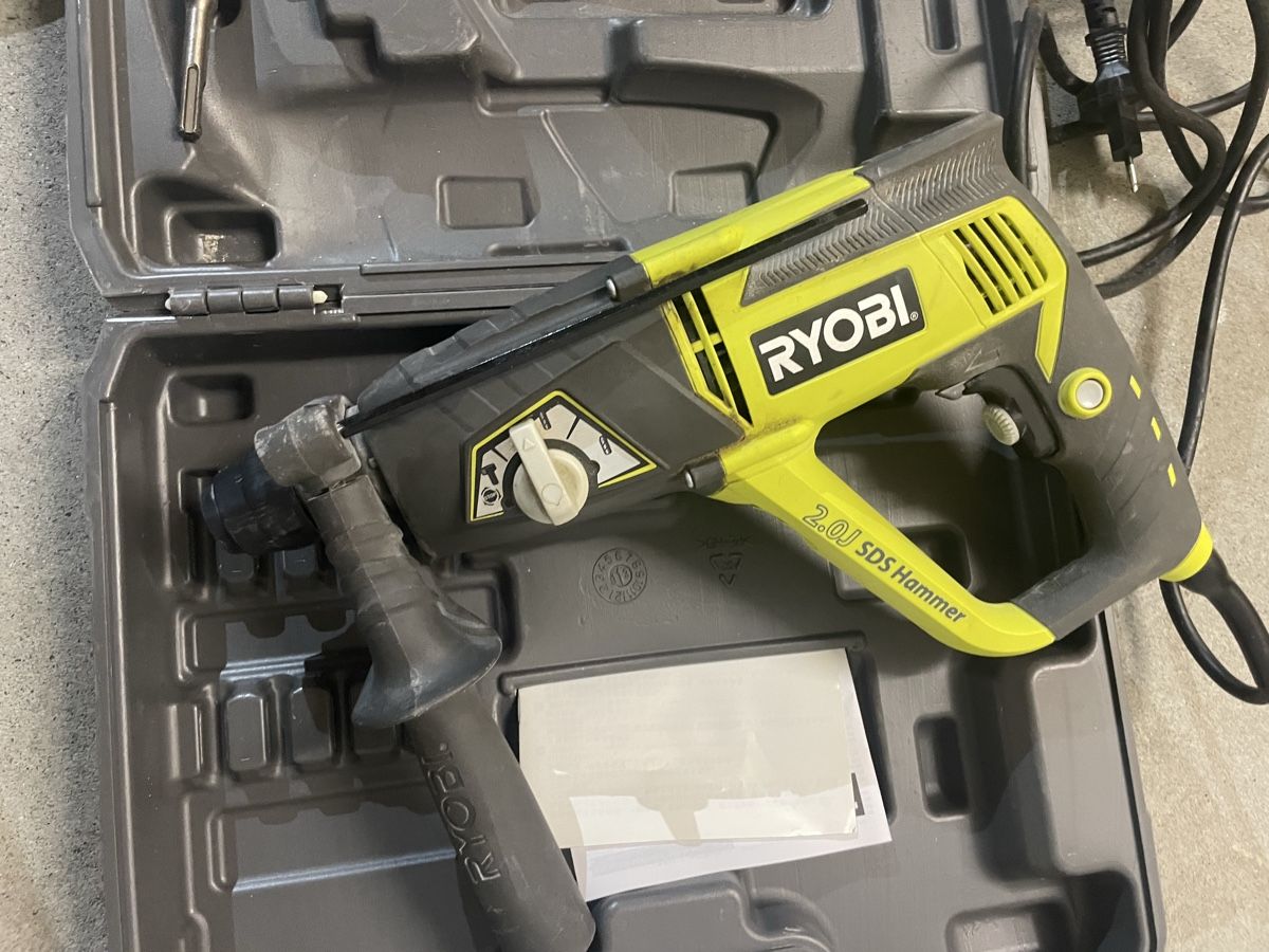 Tutti gli attrezzi: Ryobi Bohrhammer – Usato da Luzern venduto da Maxs3 3
