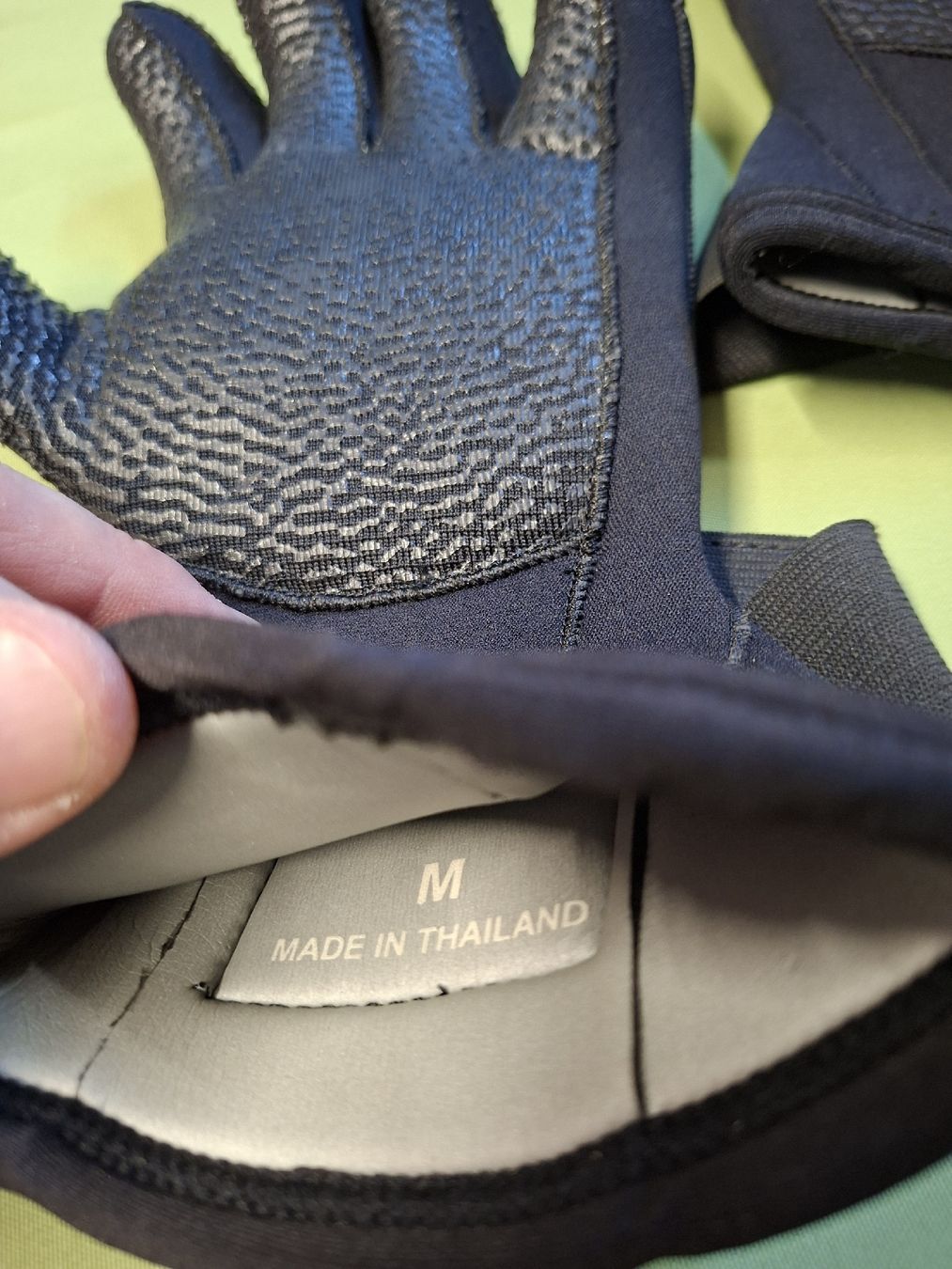 Autres accessoires hommes: Tauchhandschuhe – D'occasion à Muri AG par Eichhofman 2