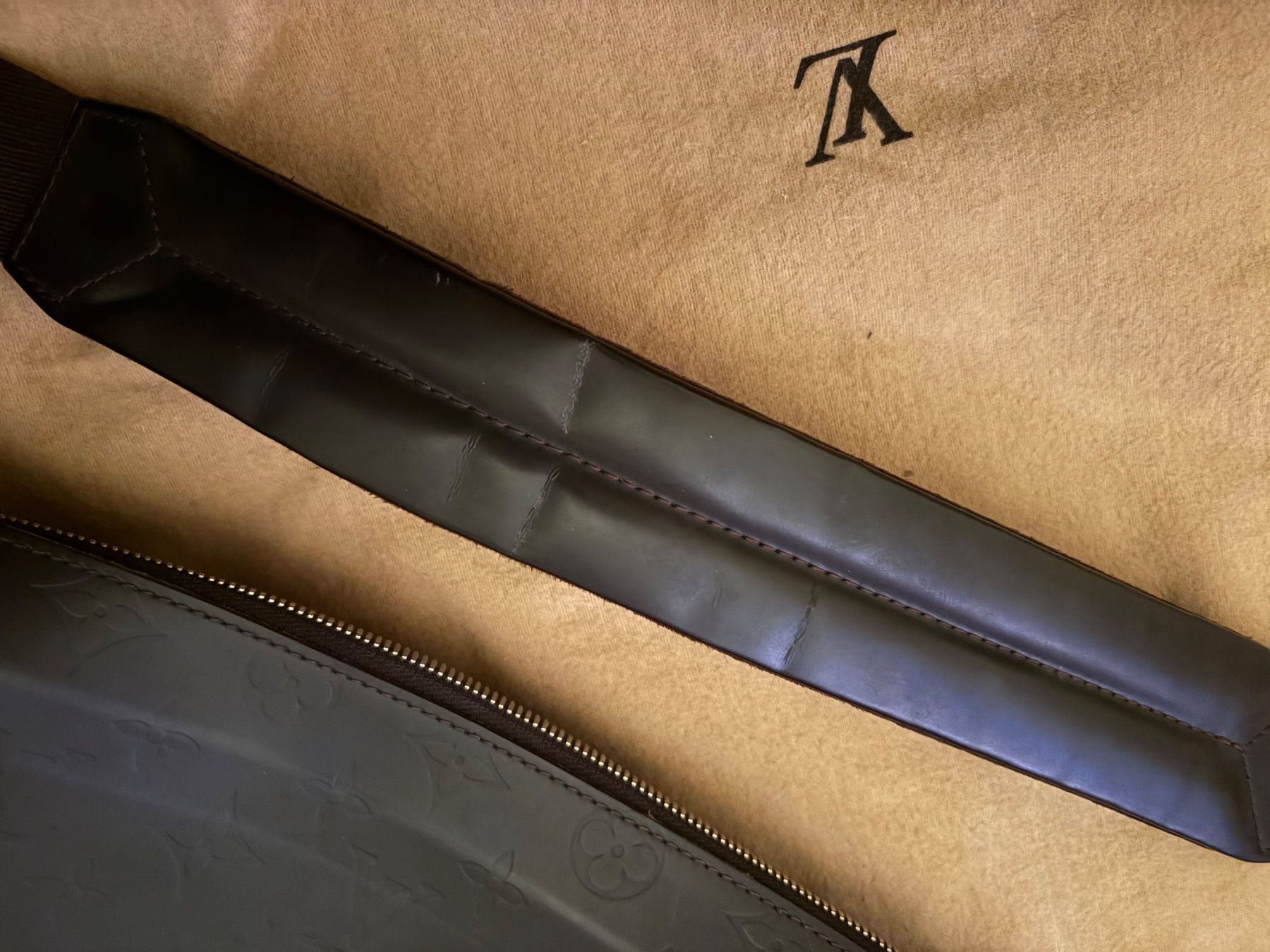 Louis Vuitton Borse: Louis Vuitton Herrentasche Monogram Glace schokobraun – Nuovo (secondo la descrizione) da Basel venduto da v3t_z9gg 5