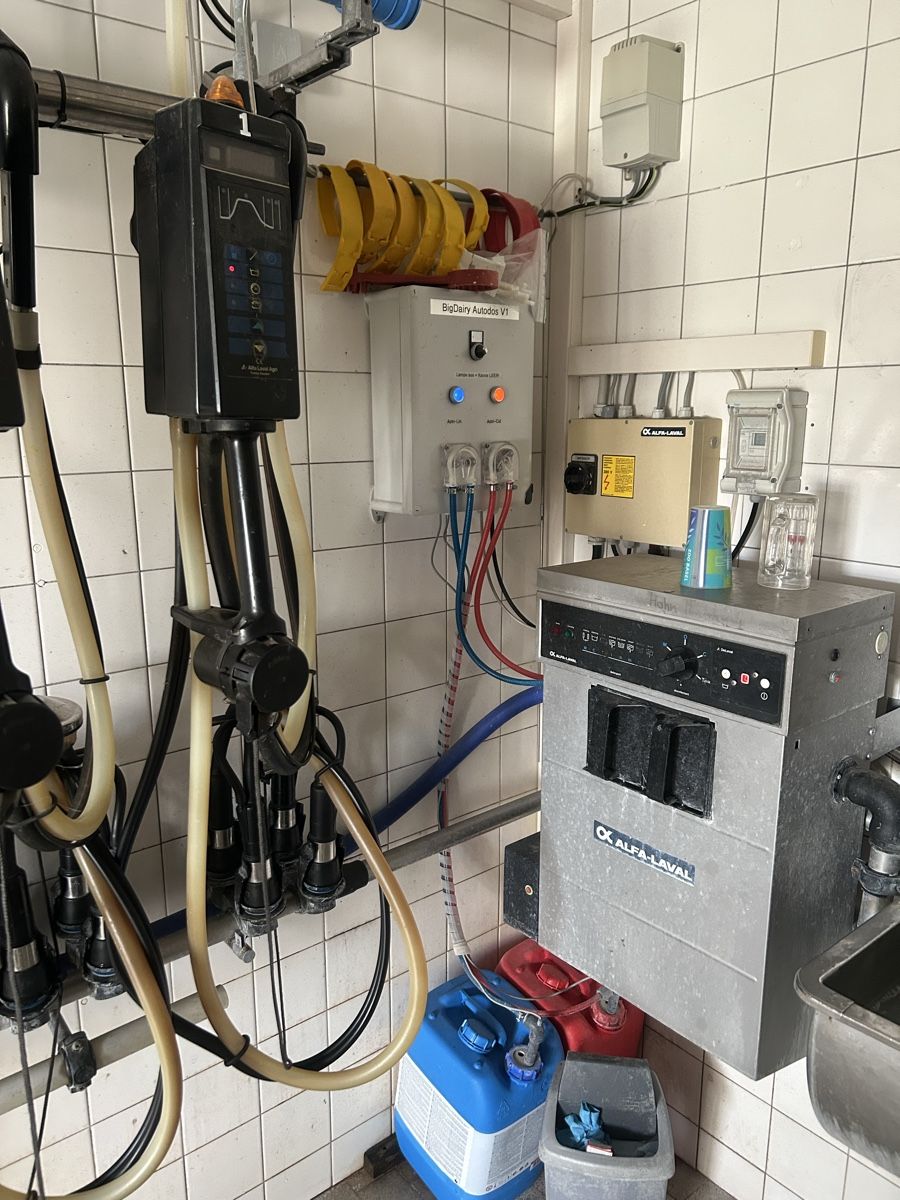 Delaval Tutte le macchine: Melkanlage De Laval – Usato da Gümligen venduto da melchenbuehlgut 2