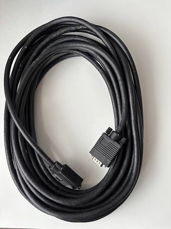 Cavi: Monitor- Kabel HDI5ST 10m – Usato da Schaffhausen venduto da pbrunos1