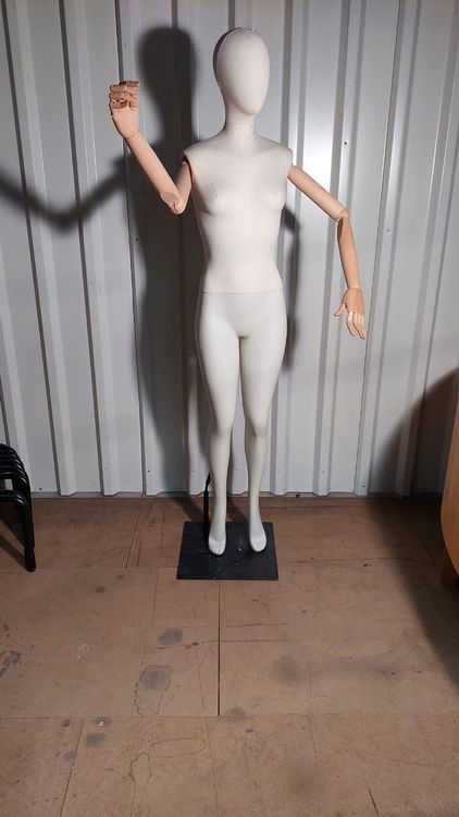 Schaufensterpuppe,Arme Hände Holz Finger beweglich,steht-577 1