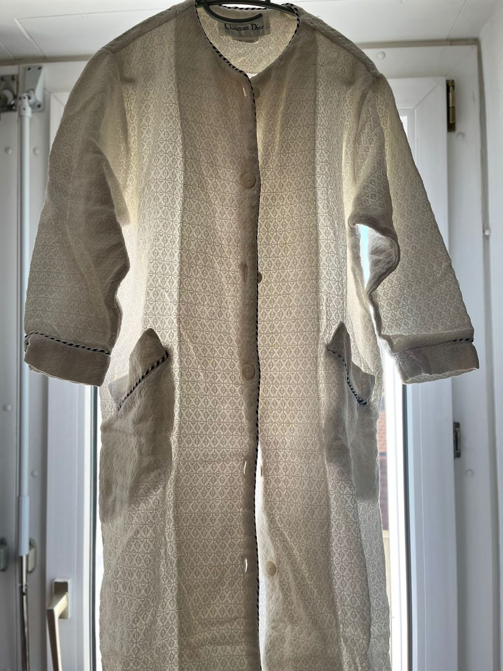 Dior Mäntel: Christian Dior Mantel M – Gebraucht aus Winterthur von Lauruus