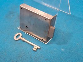1 antikes Möbel Schloss mit Schlüssel DM6.5cm DR (4095#MBS3)