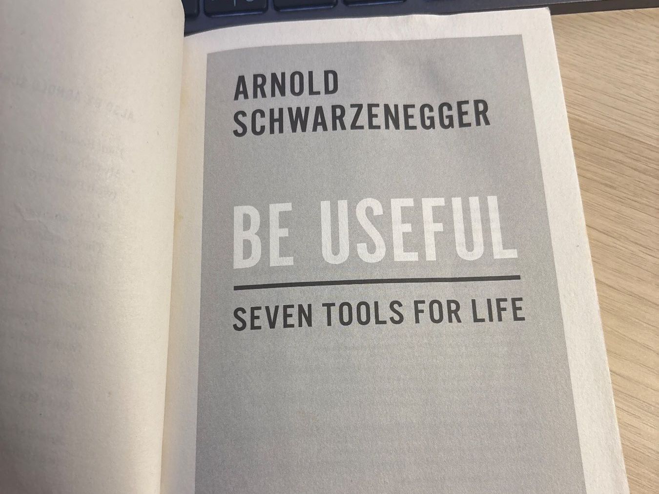 Libri: Livre "Be Useful"- Arnold Schwarzenegger – Usato da Kerzers venduto da pt_renato93 1