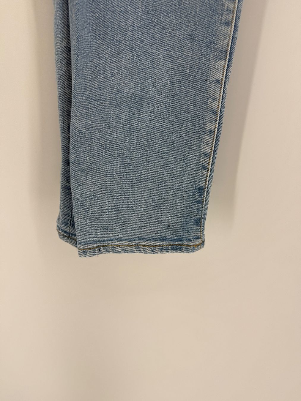 H&M Jeans: Herren Jeans von H&M Gr. 32/32 Regular fit – Usato da Auenstein venduto da moin. 2