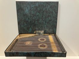 Antike Konzert Klavier Zither original verpackt ab 1.-