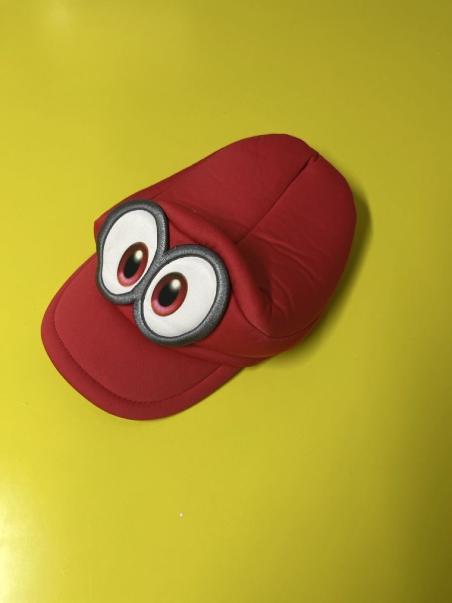 Copricapi, berretti & cappellini: Cappello di super Mario oddissey – Usato da Pregassona venduto da simone.carpeggiani