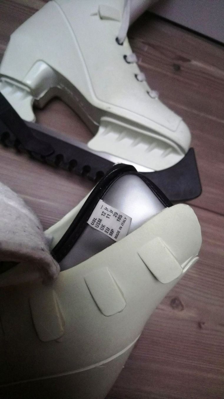 Pattini da ghiaccio: Schlittschuhe ROCES Gr. 29 – Usato da Wil SG venduto da T_T 1