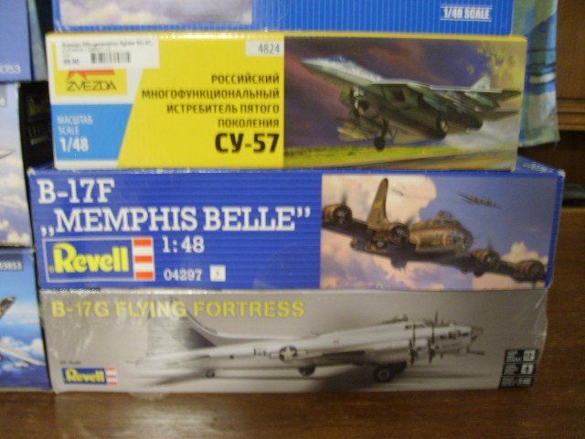 Kit di modellismo & Modellini statici: *** 9 x Flugzeug Bausatz 1:48 *** – Nuovo e nell'imballaggio originale da Langenthal venduto da CoinWorld 1