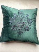 Samt-Zierkissen, Ornamentmuster, Boutique Stickerei Meilen