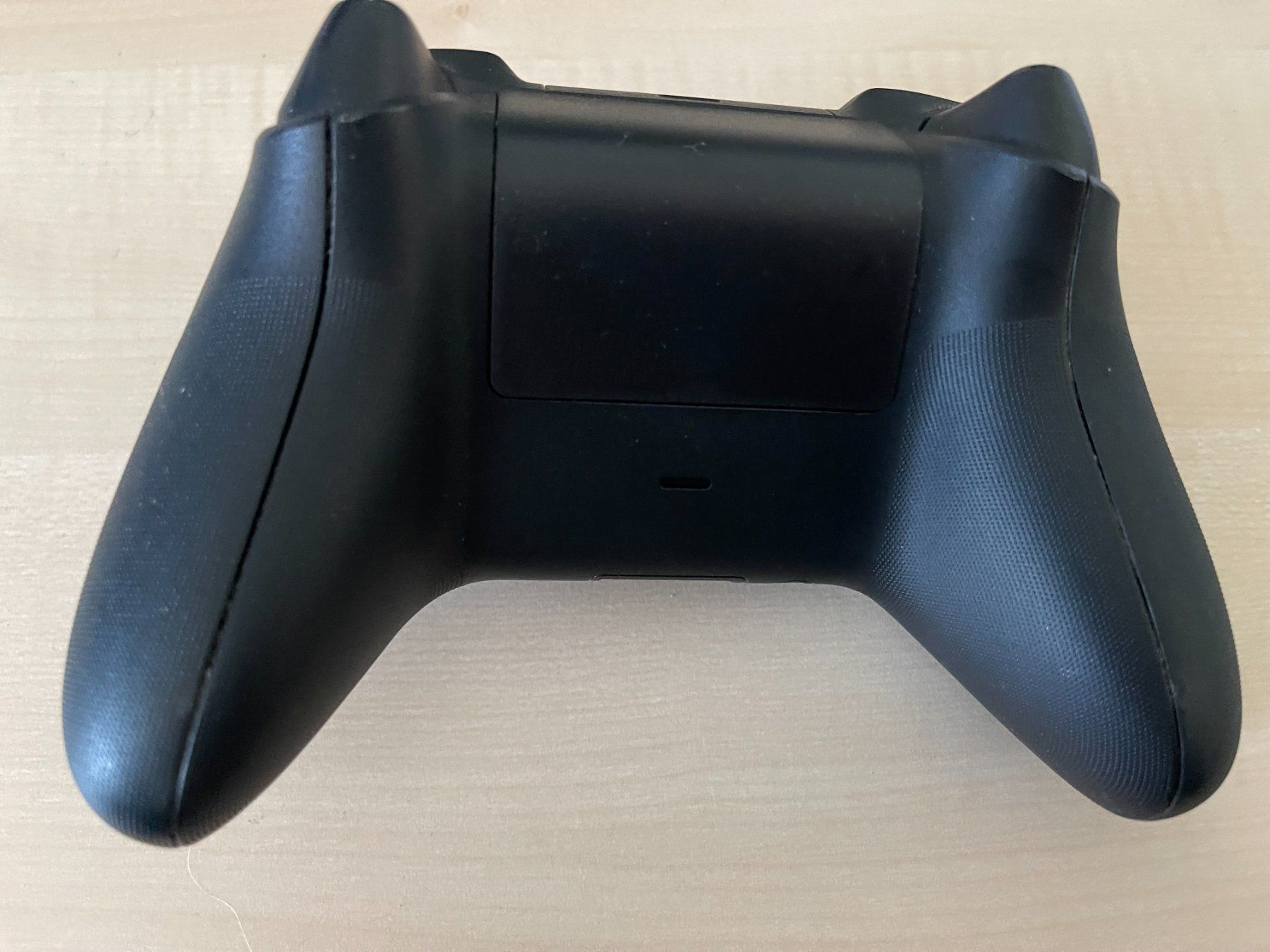 Microsoft Controller: Xbox One Wirelles Controller Schwarz – Nuovo (secondo la descrizione) da Arisdorf venduto da comestibles 1