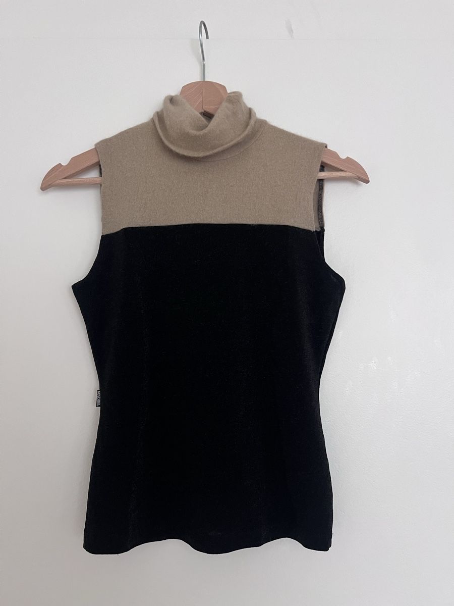 Moschino Top: Moschino Jeans Top |  Gr. 34 – Usato da Hinterkappelen venduto da _G-G_ 2