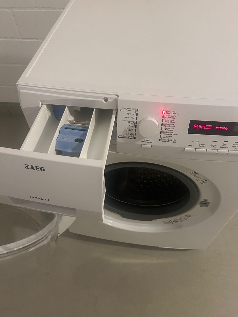 AEG Lavatrici: AEG Waschmaschine – Usato da Zürich venduto da Barca10 2