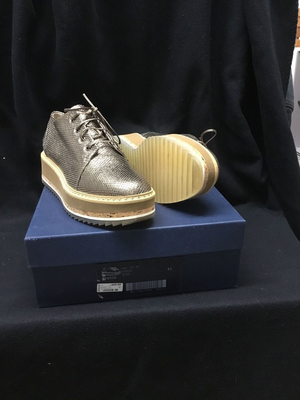 Scarpe da donna: Vicini Schuhe gold - Grösse 41 – Usato da Steinhausen venduto da tru787