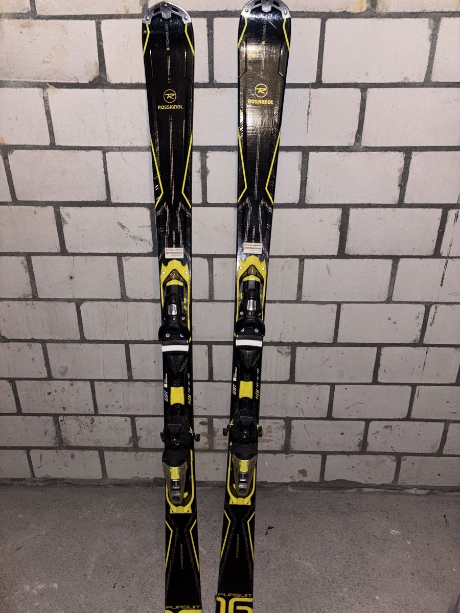 Rossignol Skis: Rossignol Ski – D'occasion à Engelberg par Orangensigma247