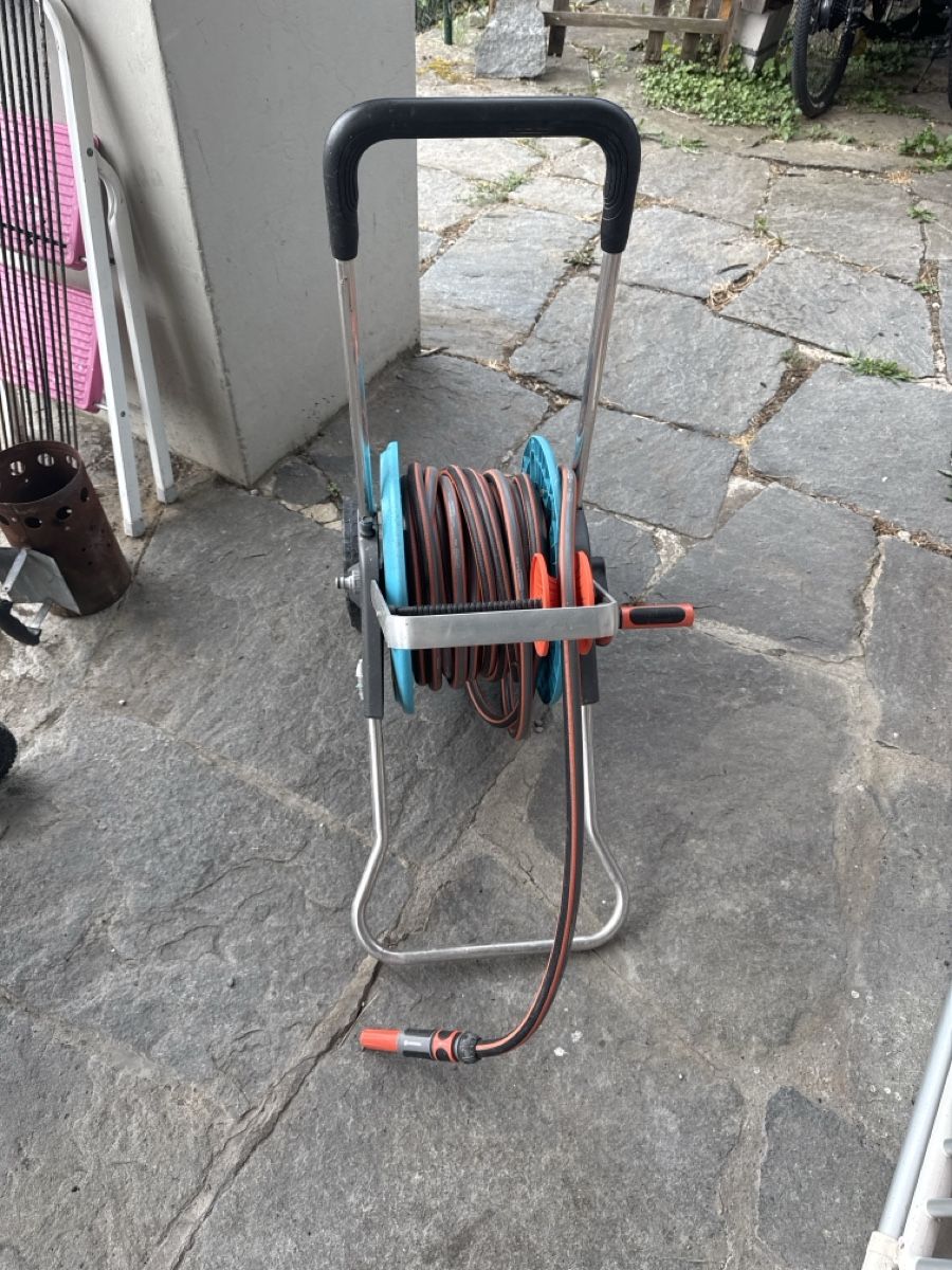 Tuyaux & tubes: Gartenschlauchwagen mit Schlauch – Neuf (Voir description) à Herisau par Brockinet 6