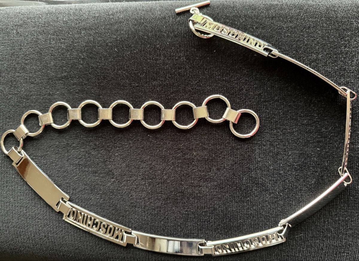 Moschino Cinture: Ceinture Moschino en acier – Usato da Vernier venduto da ley_yqh9 2