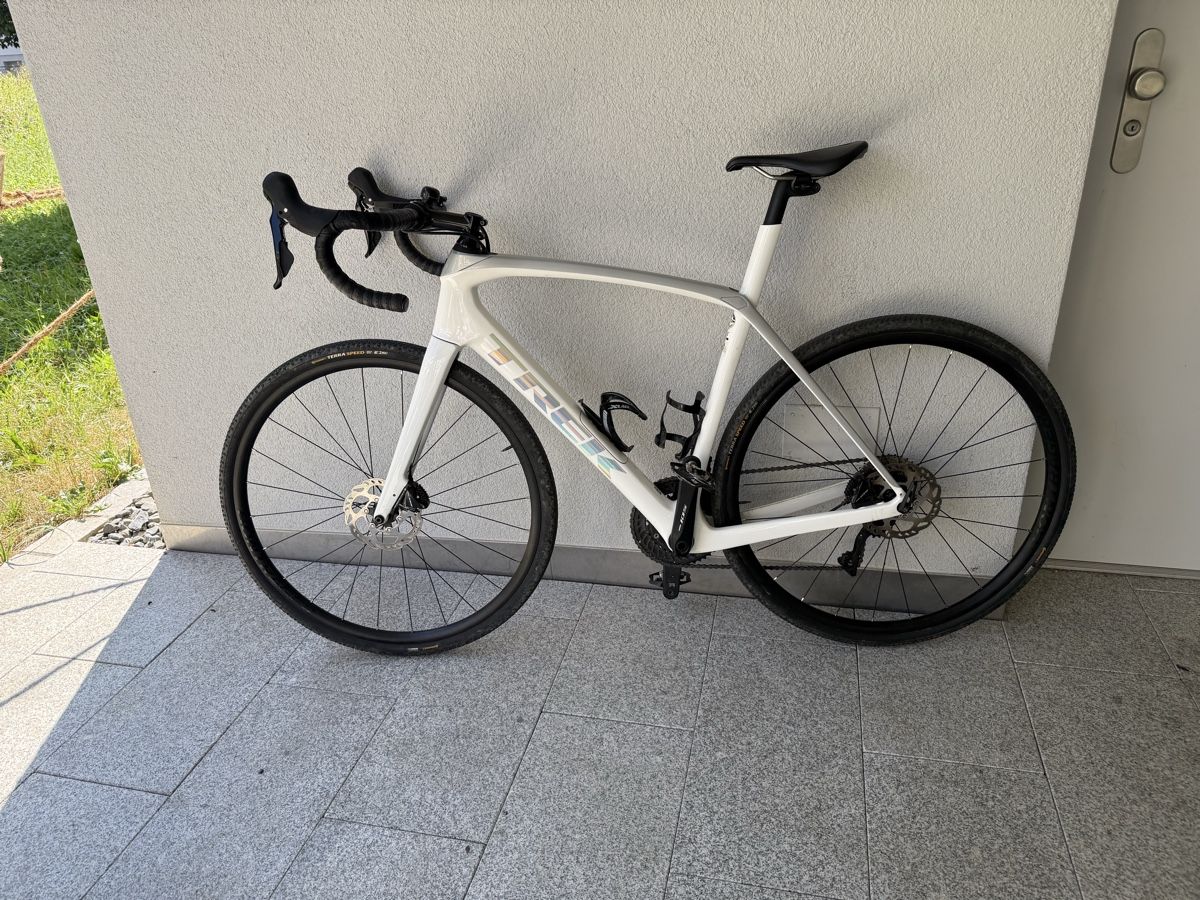 Trek Vélos: Trek Domane SL5 Carbon Gr.56 – D'occasion à Rotkreuz par 74max