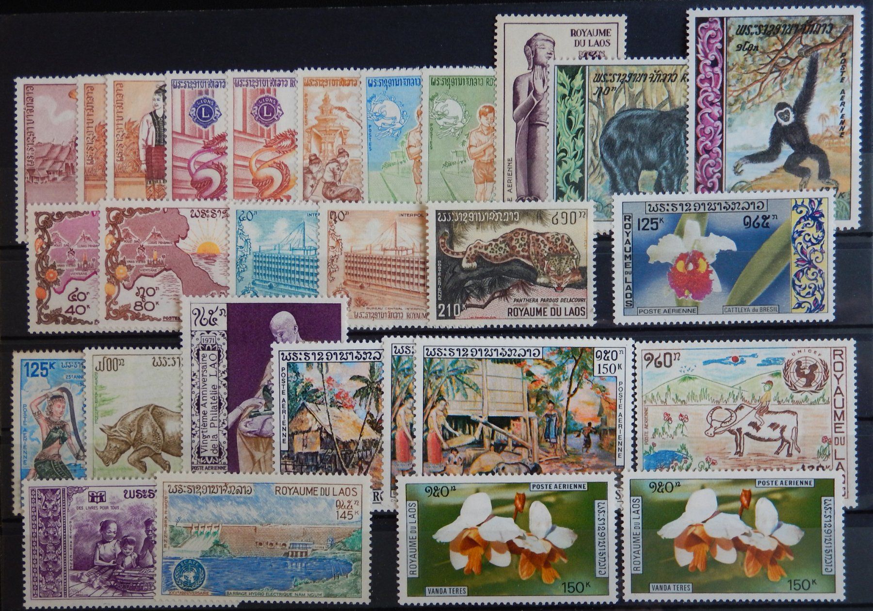 Tous les timbres: Laos Lot schöne Werte IV – D'occasion à Zürich par Muehlekauf