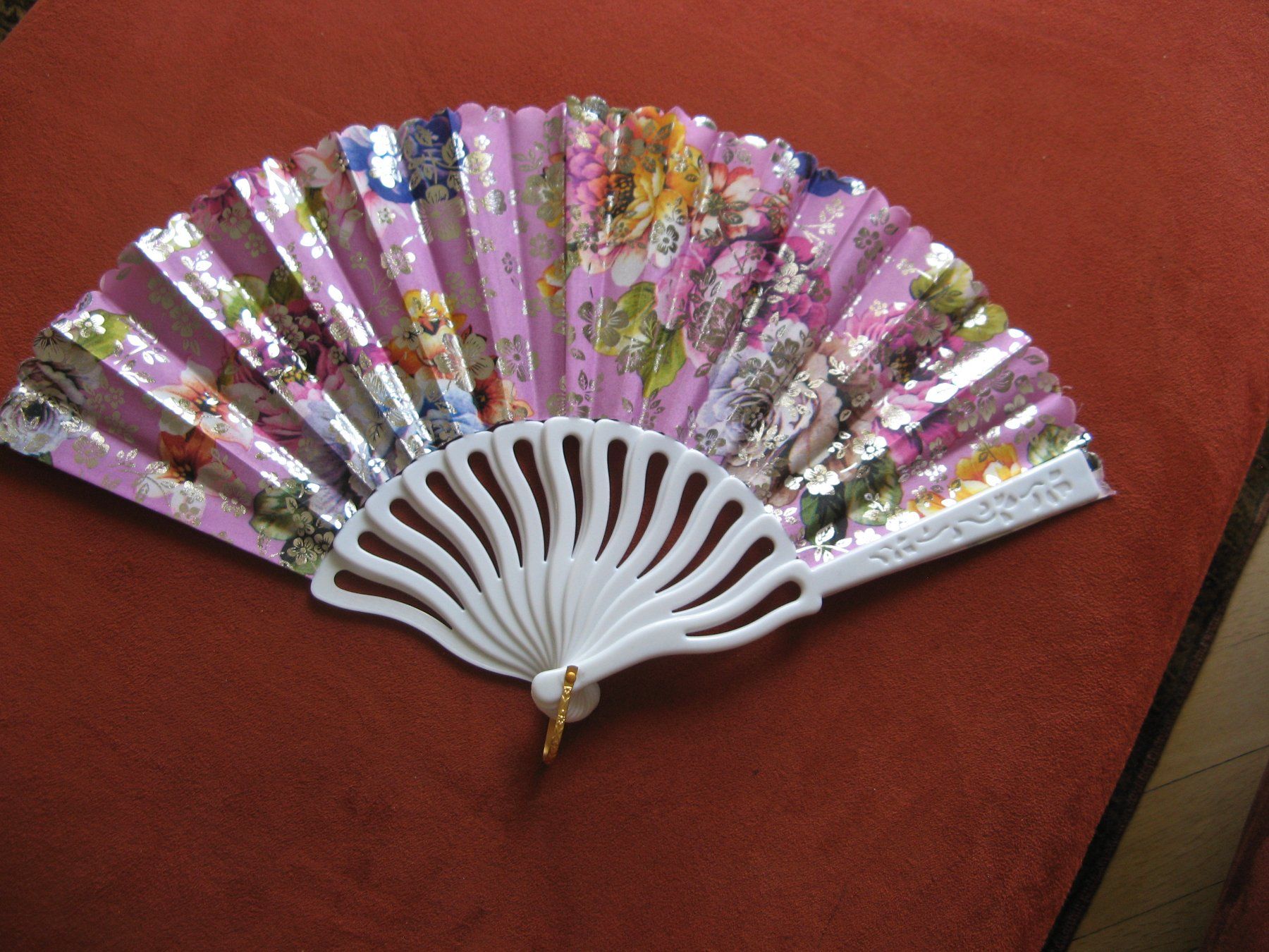 Ventilatoren: Fächer rosa mit Blumen – Neu (gemäss Beschreibung) aus Zürich von apil 3