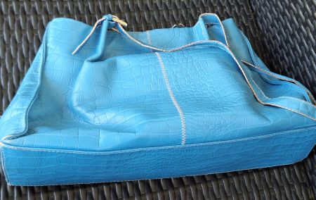 Handtasche blau Kroko-Look Leder Made in Italy neuwertig