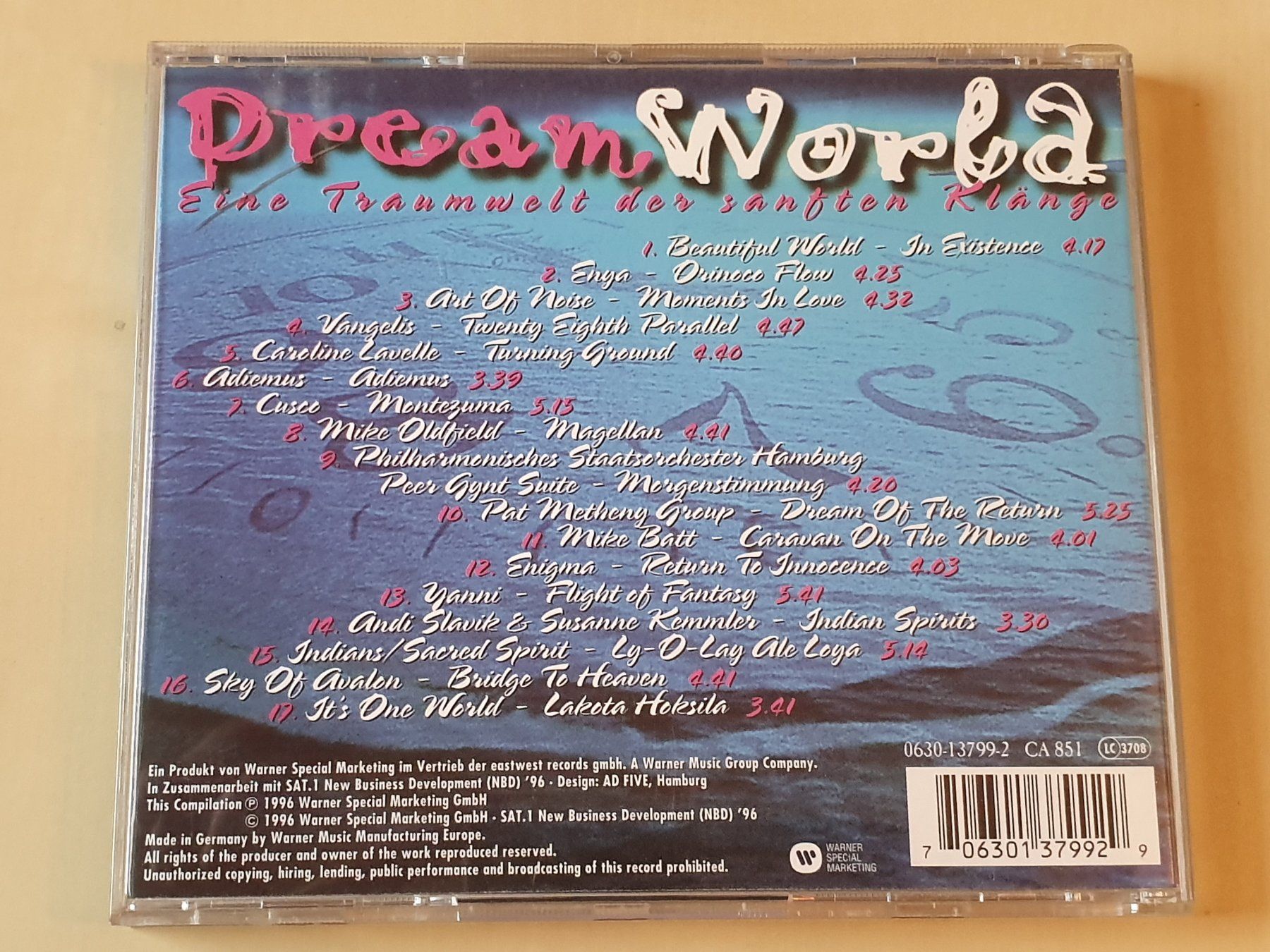 CDs: Dream World – D'occasion à Stansstad par collectorsshop 1