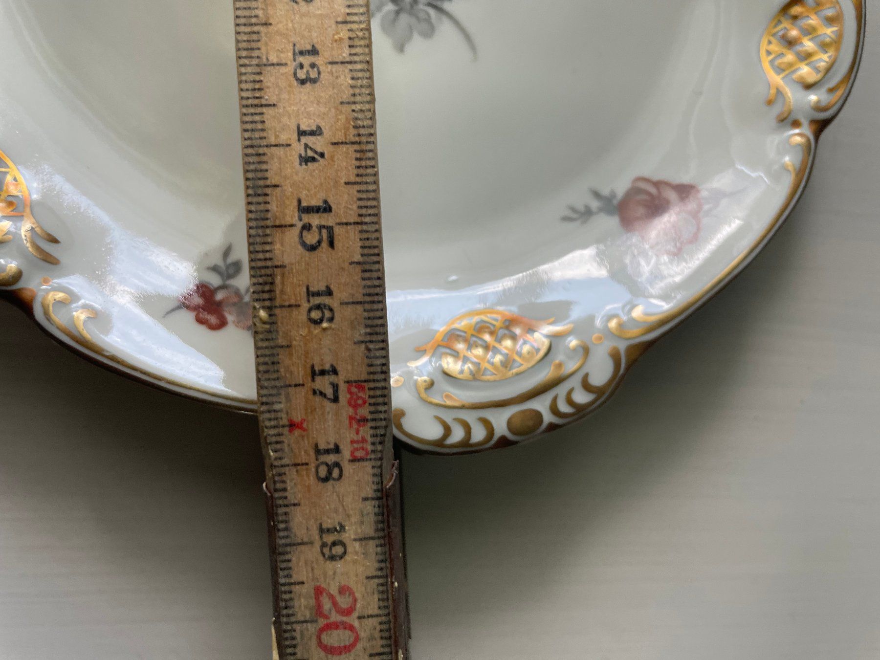 Assiettes: Langenthal – D'occasion à Forch par ESELSTEIN 2